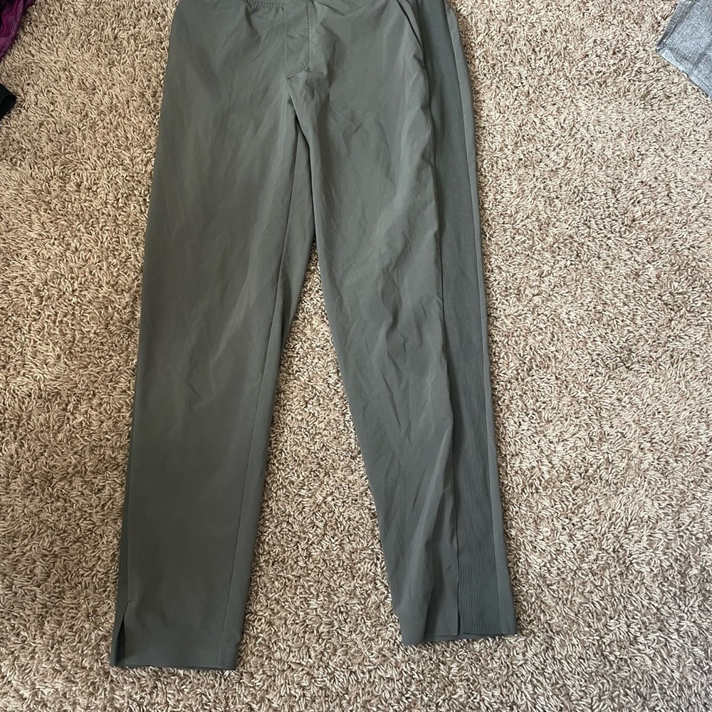 Athleta Women's Green Chinos